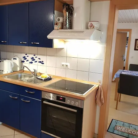 Fewo Romantica - 300m Zum Strand - Wlan Apartment Koserow